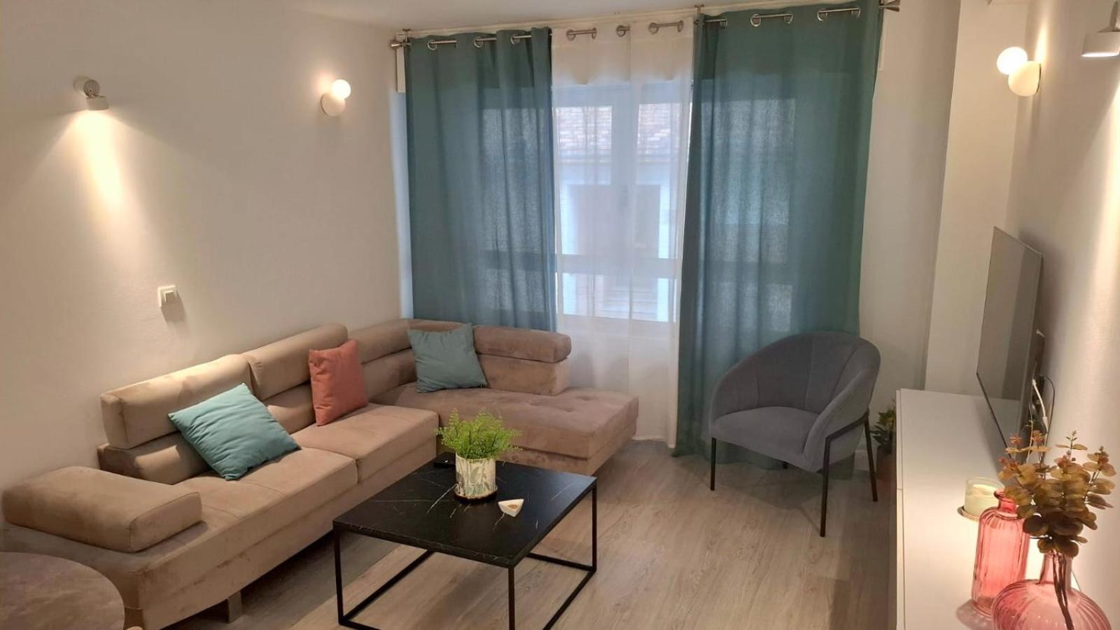Moderno Apartamento Con Garaje Privado En El Centro De Vigo Zewnętrze zdjęcie